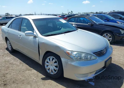 2005 Toyota Camry Le из США, поврежденный, VIN 4T1BE32K85U404640